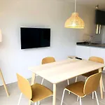 Sunandbed Punta Del Cavall شقة سالو
